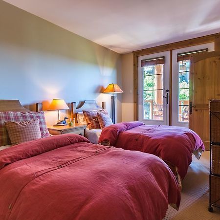 Equinox - Rvmt Hotell Mont-Tremblant Exteriör bild