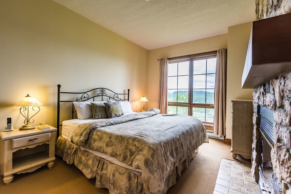 Equinox - Rvmt Hotell Mont-Tremblant Exteriör bild